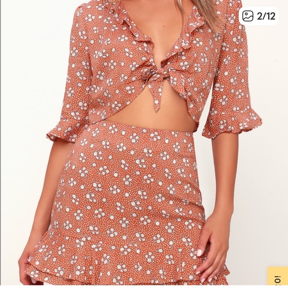Lulus Dresses & Skirts - Lulus Floral Print Rust White Rayon Polyester Ruffle skirt